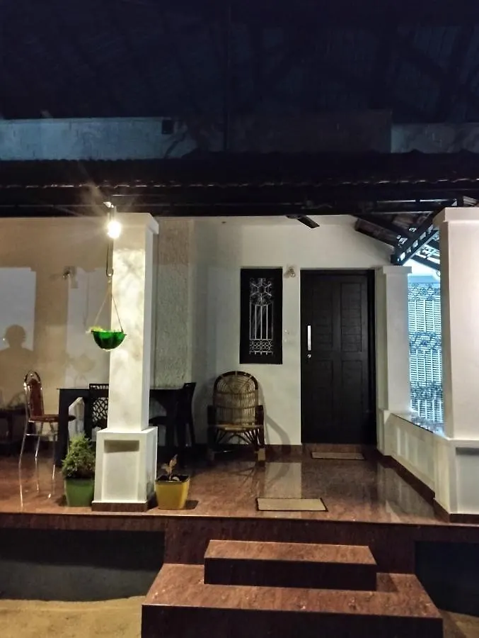 Salt Life Marari Beach Villa Mararikulam 0*,